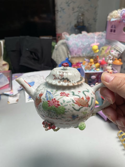 古玩陶瓷雍正粉彩仿生瓷壺真品鑒賞圖