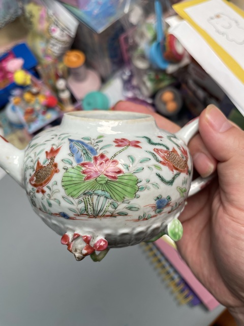 古玩陶瓷雍正粉彩仿生瓷壺真品鑒賞圖