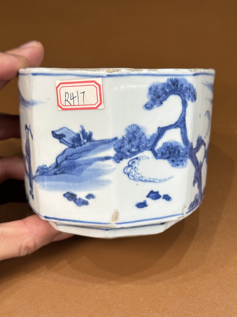 古玩陶瓷青花山水人物紋香爐真品鑒賞圖