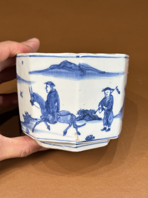 古玩陶瓷青花山水人物紋香爐真品鑒賞圖