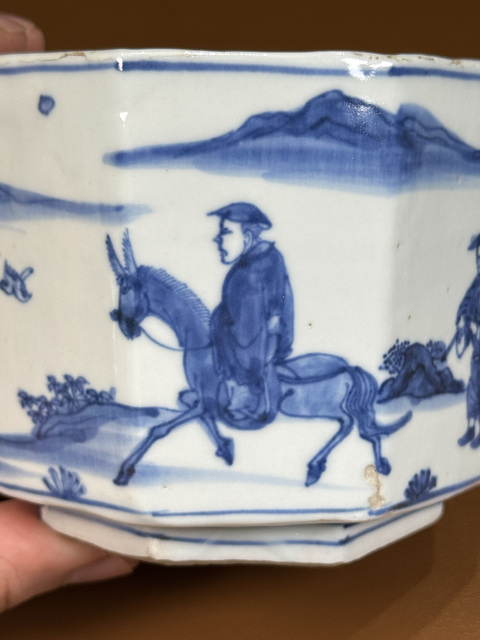 古玩陶瓷青花山水人物紋香爐真品鑒賞圖