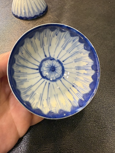 古玩陶瓷清中期青花杯真品鑒賞圖