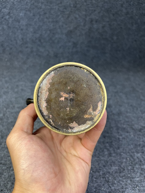 古玩雜項象耳銅花觚拍賣，當前價格158元