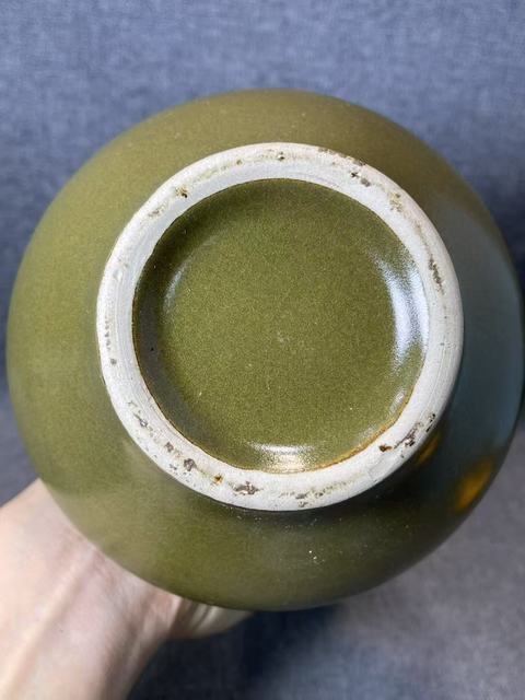 古玩陶瓷茶葉末釉撇口瓶真品鑒賞圖