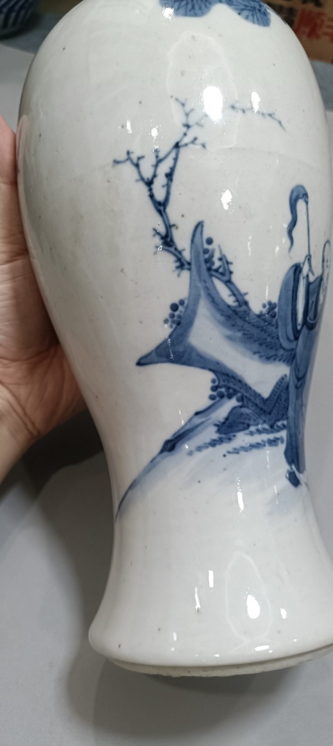 古玩陶瓷清晚·青花人物故事紋觀音瓶 真品鑒賞圖