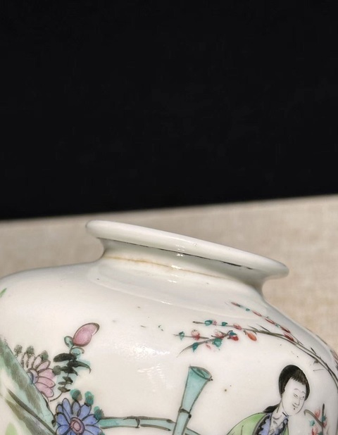 古玩陶瓷粉彩仕女人物石榴尊拍賣,當前價格688元