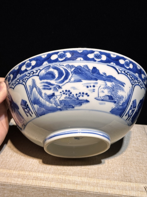 古玩陶瓷人物山水紋青花碗真品鑒賞圖