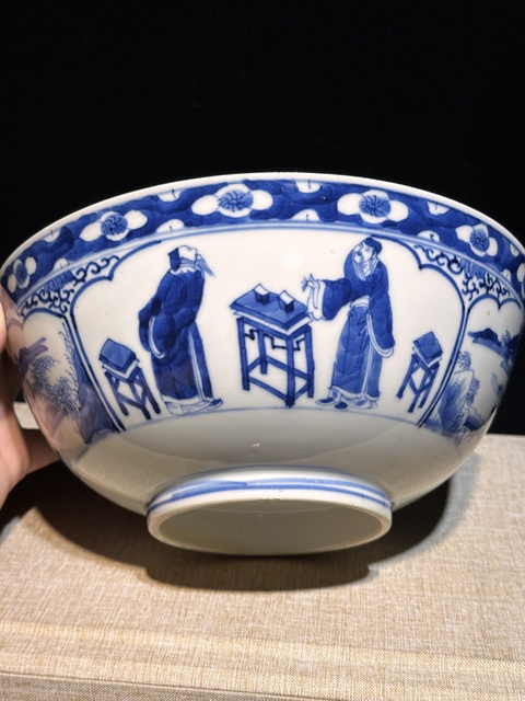 古玩陶瓷人物山水紋青花碗真品鑒賞圖