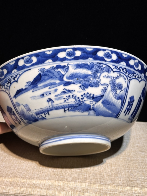 古玩陶瓷人物山水紋青花碗真品鑒賞圖