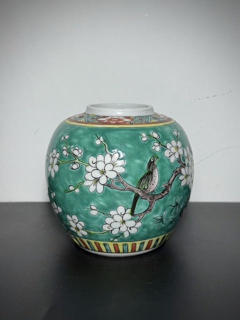 古玩陶瓷清光緒·松石綠釉五彩“喜鵲登梅圖”花鳥紋罐拍賣,當前價格2280元