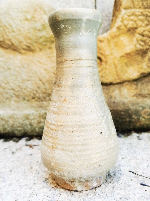 古玩陶瓷元代影青瓶拍賣(mài)，當(dāng)前價(jià)格999元