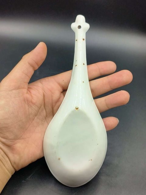 古玩陶瓷（清晚期）青花人物仕女紋大湯勺拍賣，當前價格2888元