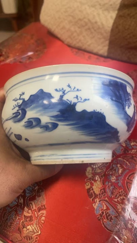 古玩陶瓷人物紋青花缽式香爐真品鑒賞圖