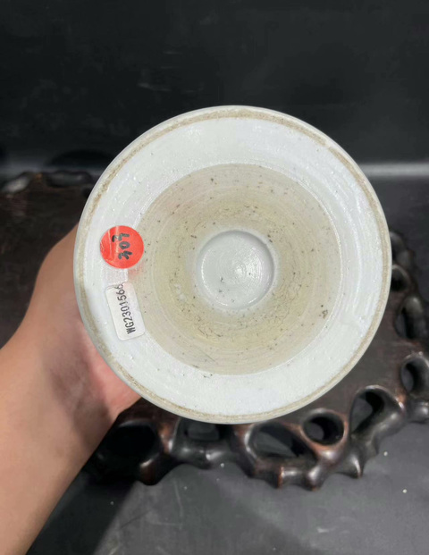古玩陶瓷人物山水魚紋青花筆筒真品鑒賞圖