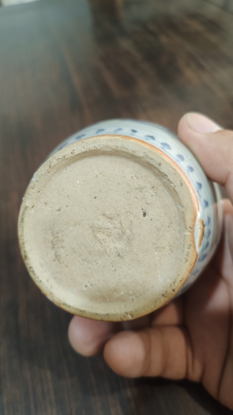 古玩陶瓷花卉紋青花罐真品鑒賞圖