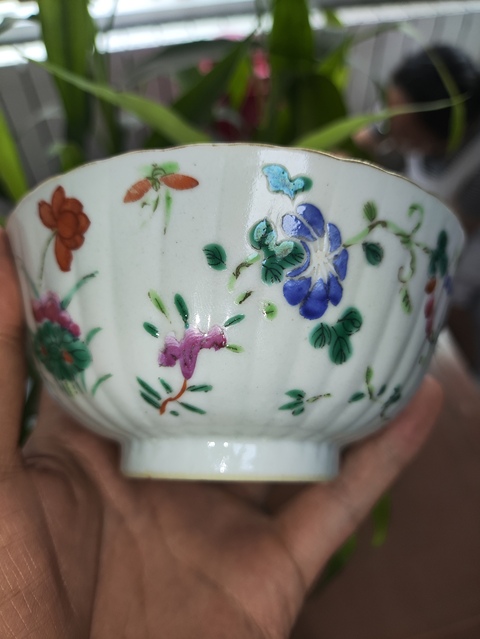 古玩陶瓷粉彩飛黃騰達紋瓜凌碗真品鑒賞圖