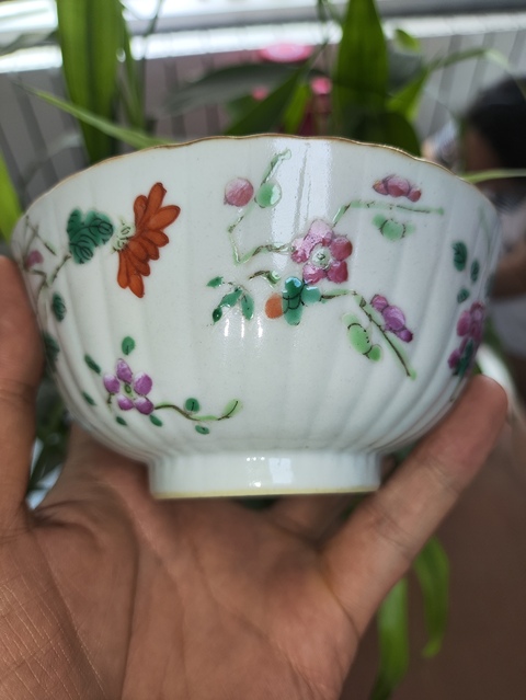 古玩陶瓷粉彩飛黃騰達紋瓜凌碗真品鑒賞圖