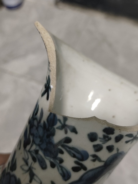 古玩陶瓷青花花鳥花觚真品鑒賞圖