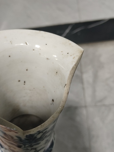 古玩陶瓷青花花鳥花觚真品鑒賞圖