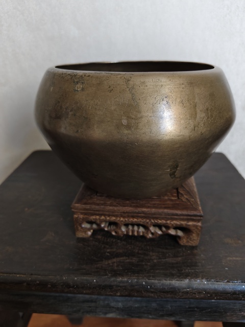 古玩銅器銅頌缽真品鑒賞圖