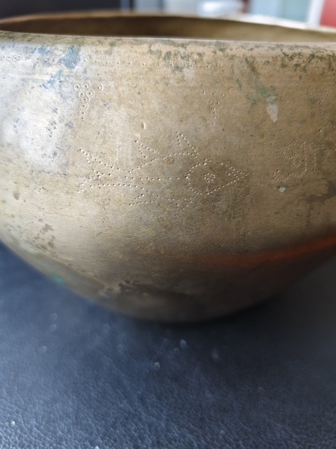 古玩銅器銅頌缽真品鑒賞圖