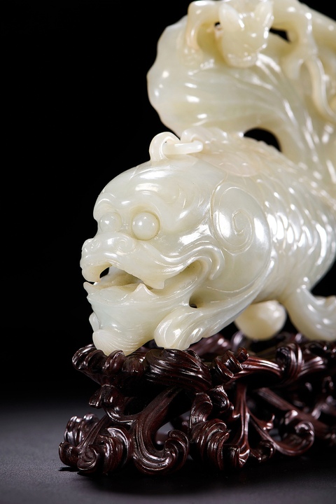 古玩玉器魚化龍擺件真品鑒賞圖
