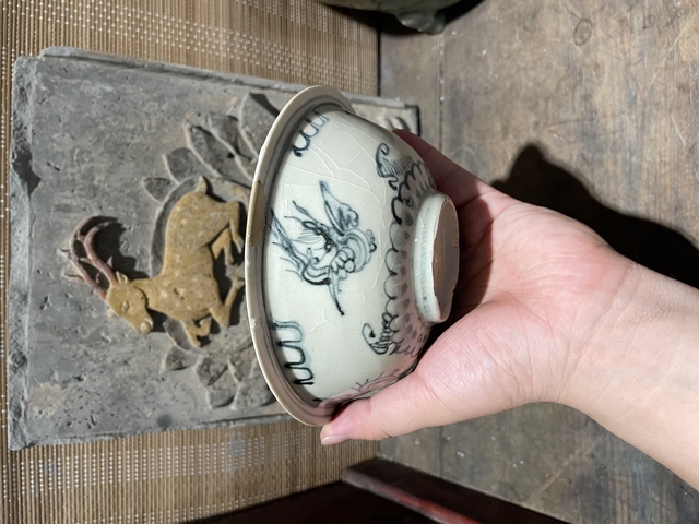 古玩陶瓷青花翼龍碗真品鑒賞圖