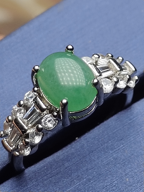 古玩玉器天然翡翠戒面真品鑒賞圖