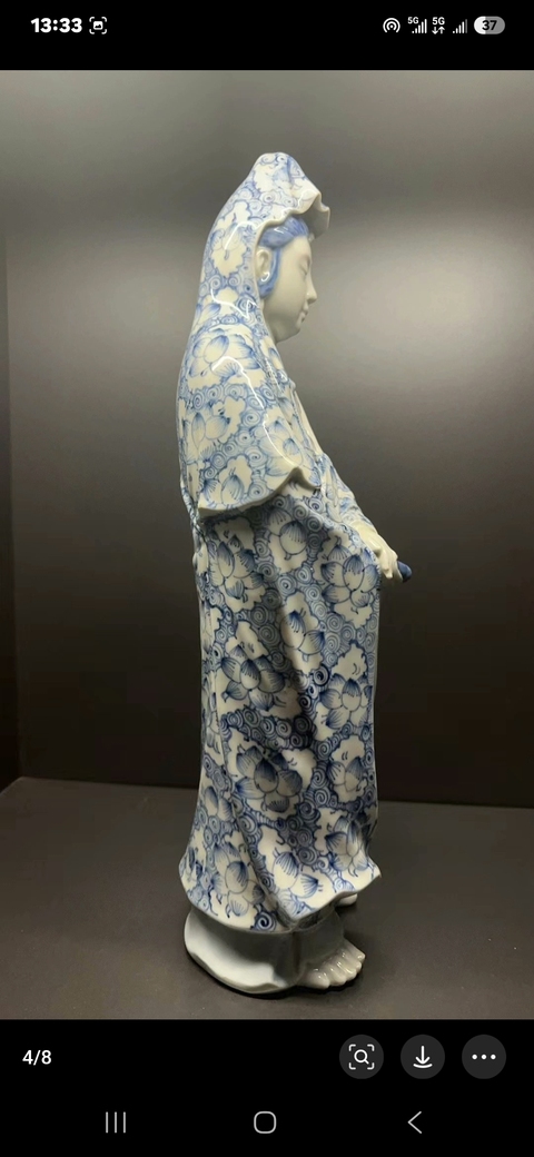 古玩陶瓷青花花卉紋觀音瓷像真品鑒賞圖