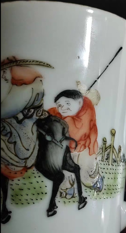 古玩陶瓷人物紋執杯真品鑒賞圖
