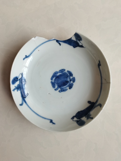 古玩陶瓷青花螭龍紋盤拍賣,當前價格0元