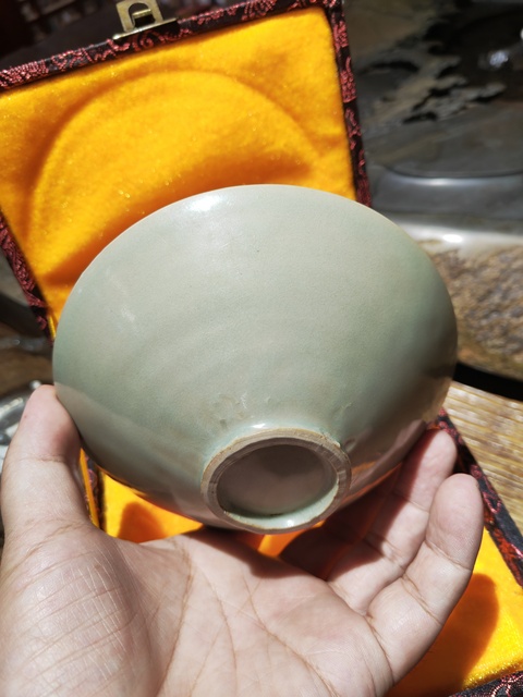 古玩陶瓷耀州窯青釉茶盞真品鑒賞圖