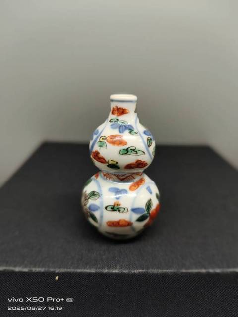 古玩陶瓷青花五彩葫蘆瓶真品鑒賞圖