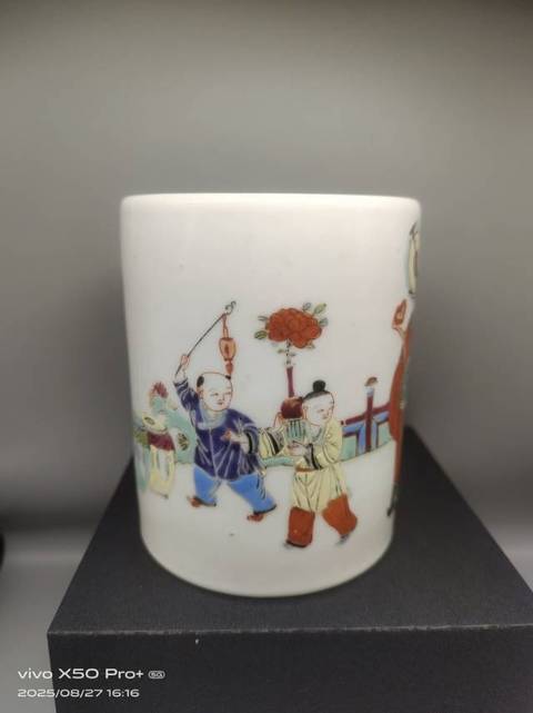 古玩陶瓷粉彩人物冒桶真品鑒賞圖