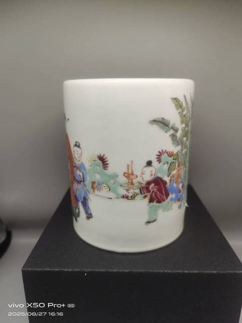 古玩陶瓷粉彩人物冒桶真品鑒賞圖