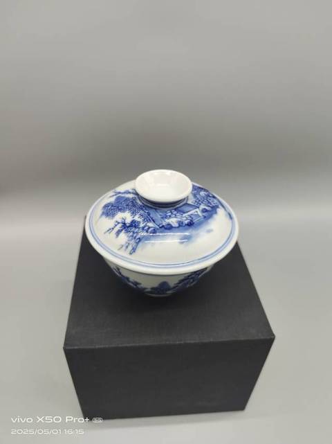 古玩陶瓷青花山水人物蓋碗真品鑒賞圖