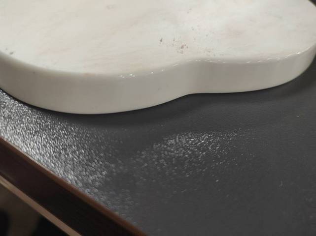 古玩陶瓷蝴蝶白菜賞盤拍賣，當前價格688元