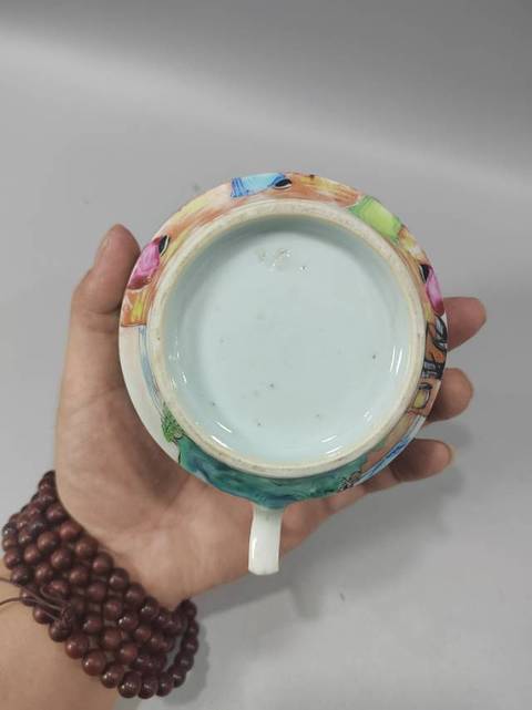 古玩陶瓷廣彩人物杯蝶一套拍賣,當前價格23888元