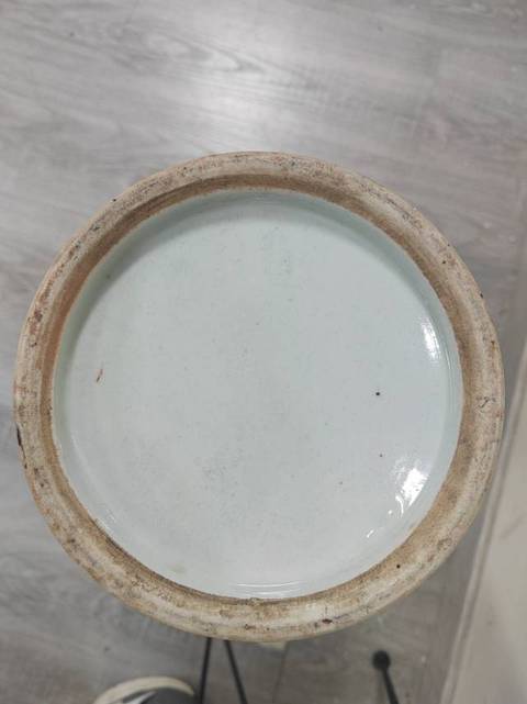 古玩陶瓷五彩獅子三百件賞瓶真品鑒賞圖