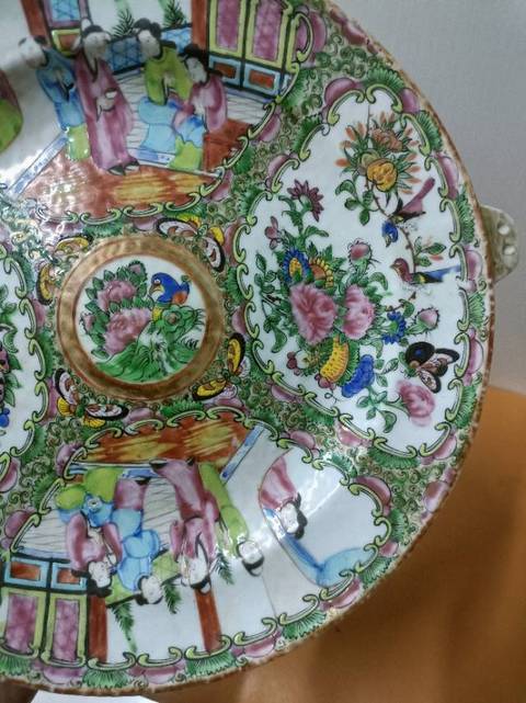 古玩陶瓷人物花鳥紋蓋鍋拍賣,當前價格2888元