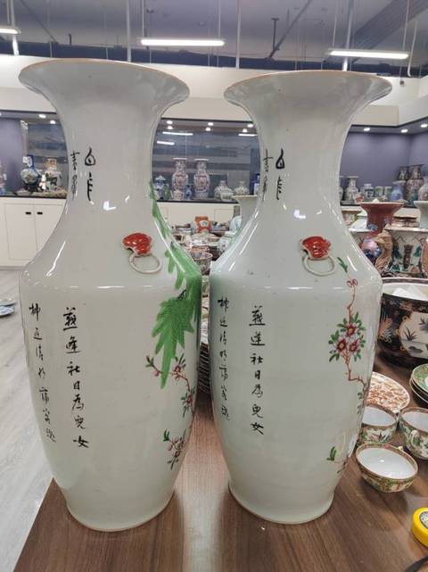 古玩陶瓷杏林春燕300件大瓶拍賣,當前價格3888元