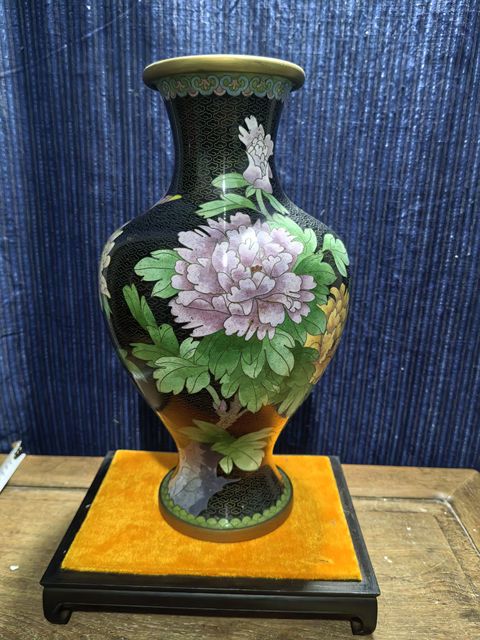 古玩陶瓷銅胎掐絲琺瑯彩瓶真品鑒賞圖