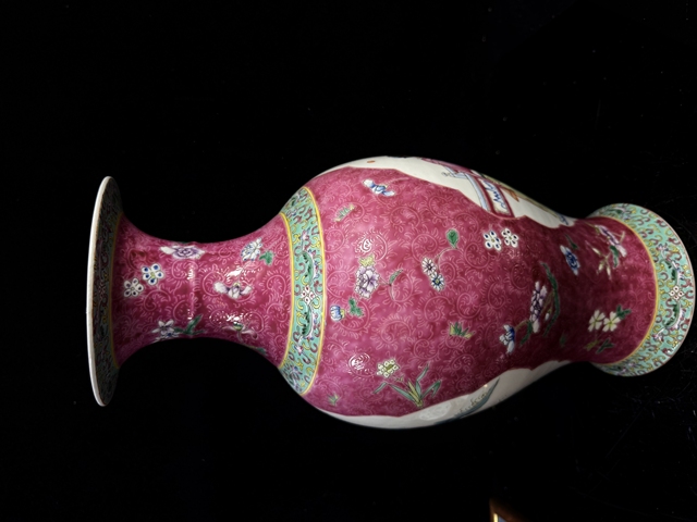 古玩陶瓷人物紋粉彩觀音瓶真品鑒賞圖