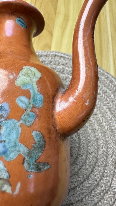 古玩陶瓷珊瑚紅粉彩花卉紋酒壺真品鑒賞圖