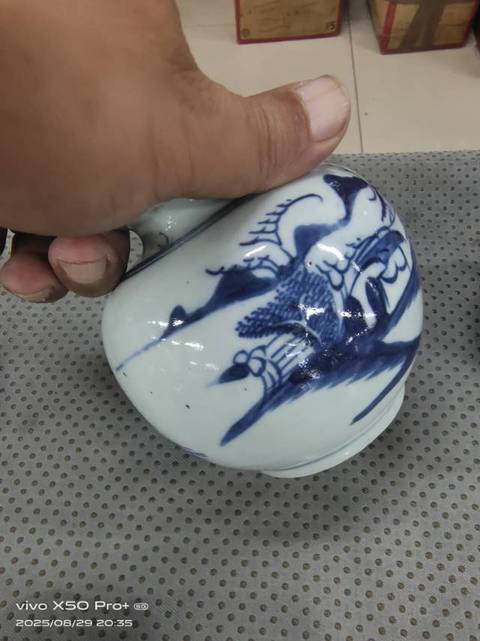古玩陶瓷青花山水紋蘋果尊真品鑒賞圖