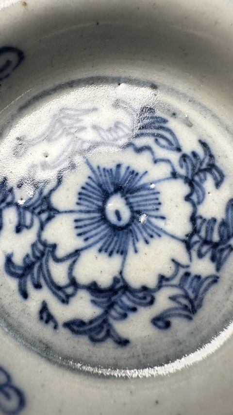 古玩陶瓷青花花卉紋高足盤真品鑒賞圖