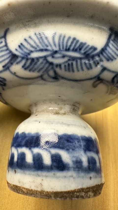 古玩陶瓷青花花卉紋高足盤真品鑒賞圖