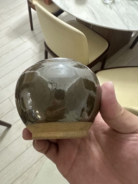 古玩陶瓷醬釉小罐真品鑒賞圖