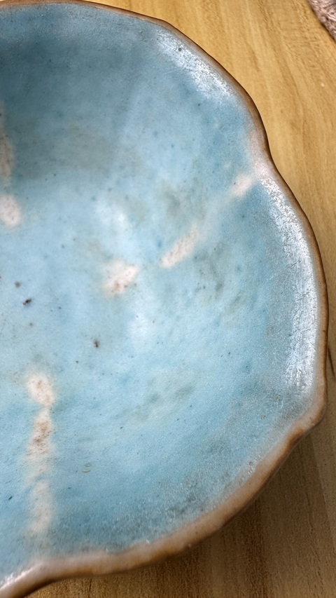 古玩陶瓷粉彩花鳥紋貢碗真品鑒賞圖