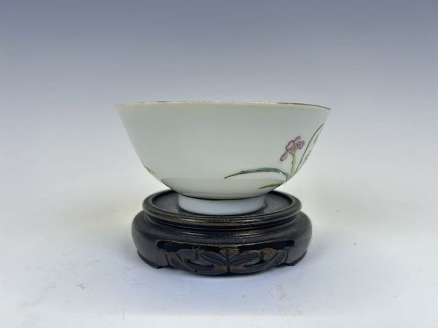 古玩陶瓷民國(guó)·四季花卉碗拍賣,當(dāng)前價(jià)格0元
